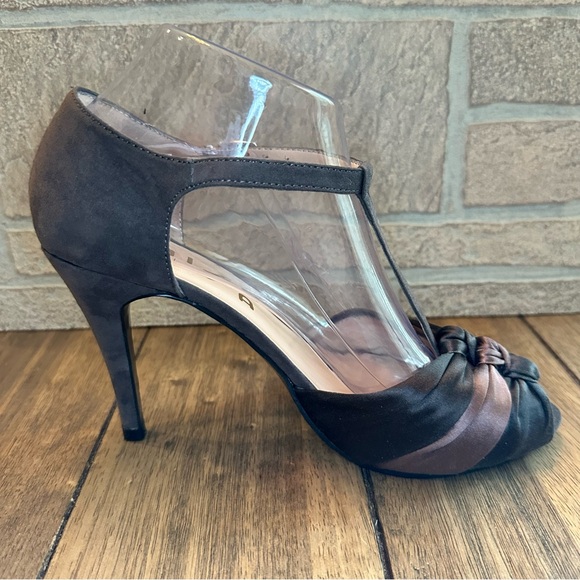 Unisa T-Strap Satin Knot High Heel Stiletto Chocolate / Wine / Gray / Size 7.5M - Picture 7 of 14